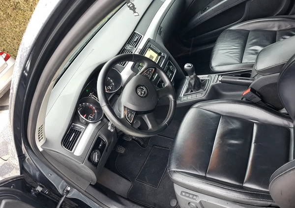 Skoda Superb cena 49900 przebieg: 167000, rok produkcji 2015 z Wrocław małe 67